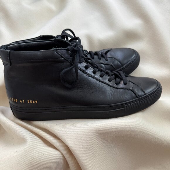 Common Projects Achilles Mid Sneaker in Black, size 41 - Picture 4 of 11